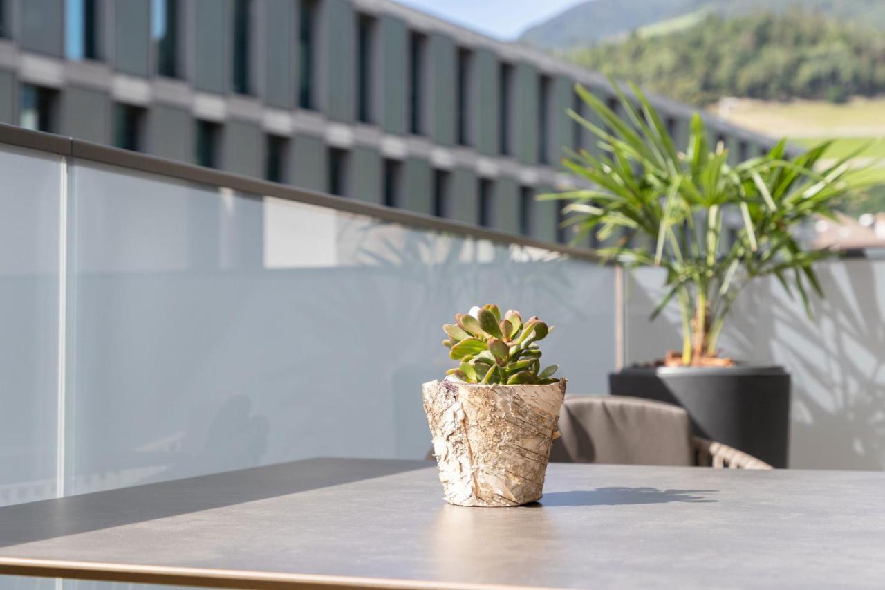 Nice Living Neue: Modern Apartments in Brixen's Heart with Free Brixencard Exterior photo
