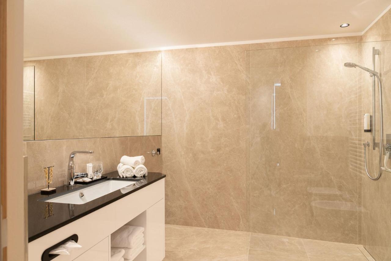 Nice Living Neue: Modern Apartments in Brixen's Heart with Free Brixencard Exterior photo